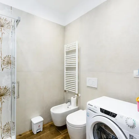 Apartamento Design Apartment Accogliente A Pochi Minuti Dal Centro Citta - Free Parking *