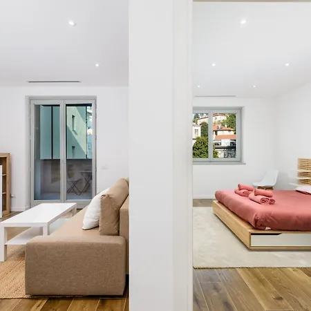 Design Apartment Accogliente A Pochi Minuti Dal Centro Citta - Free Parking Apartman *